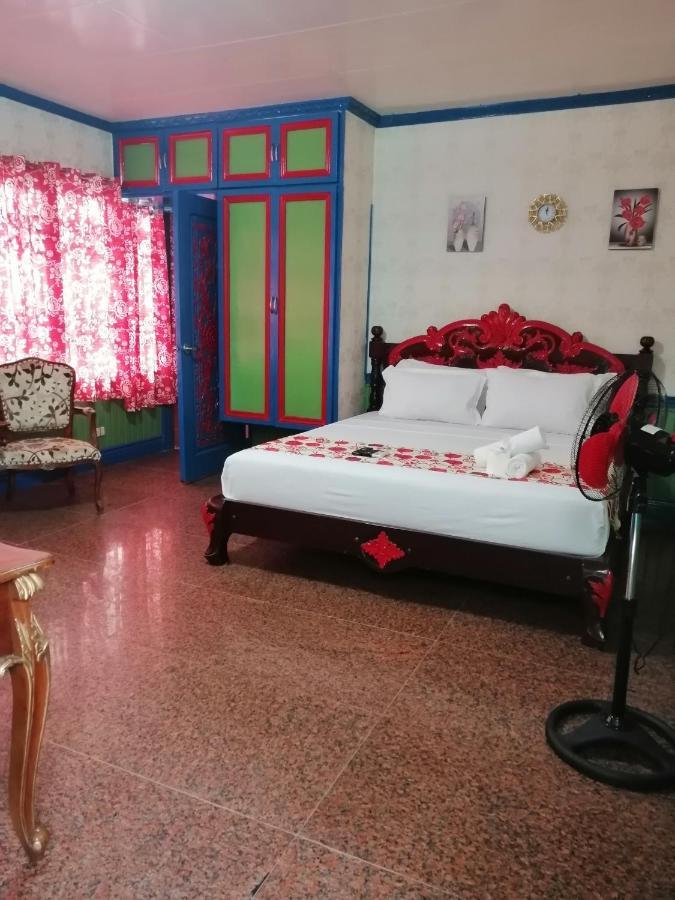 Sang Yoo Mountain View Tagaytay Bed And Breakfast - Taal Lake View タガイタイ エクステリア 写真