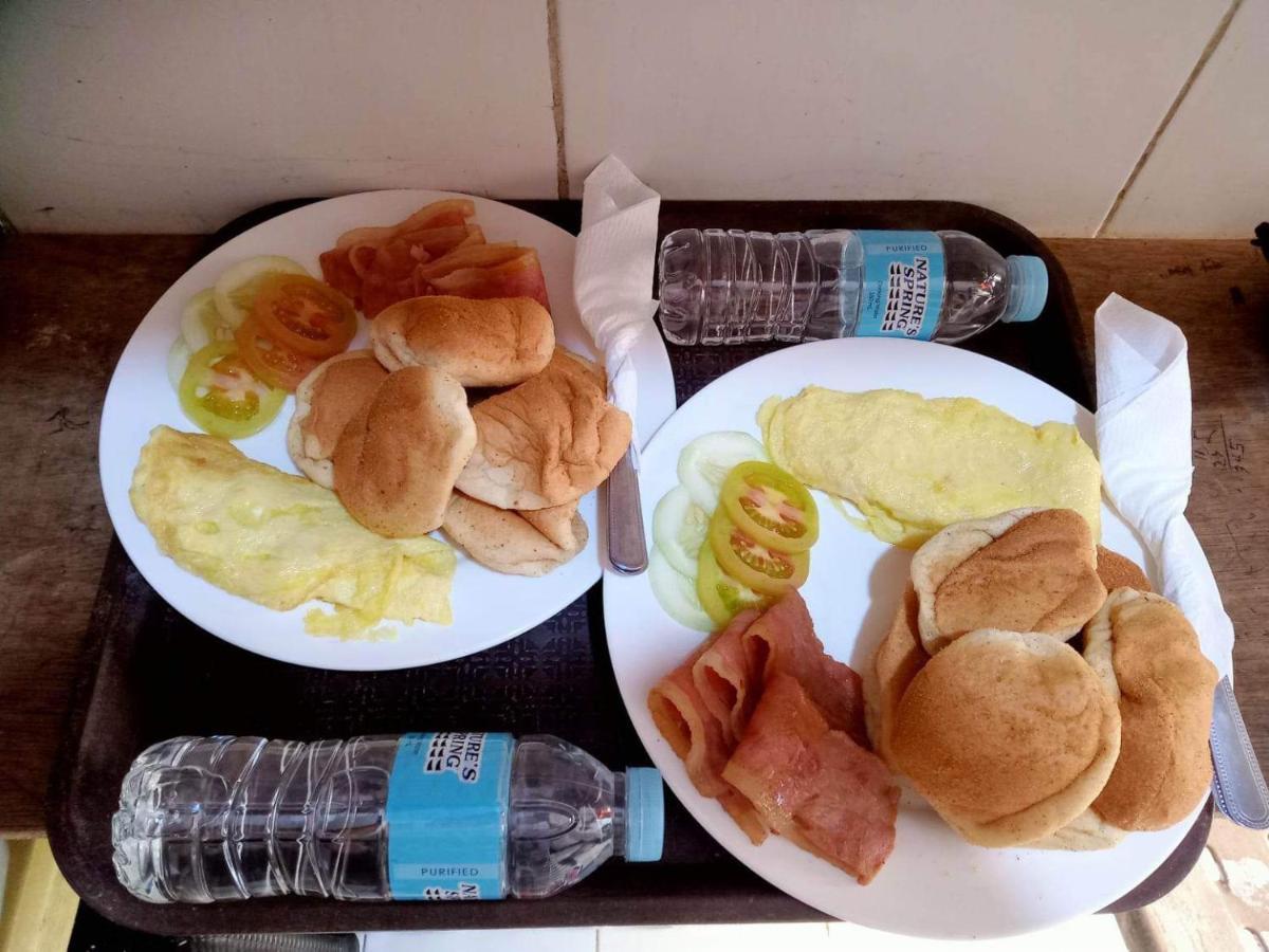 Sang Yoo Mountain View Tagaytay Bed And Breakfast - Taal Lake View タガイタイ エクステリア 写真