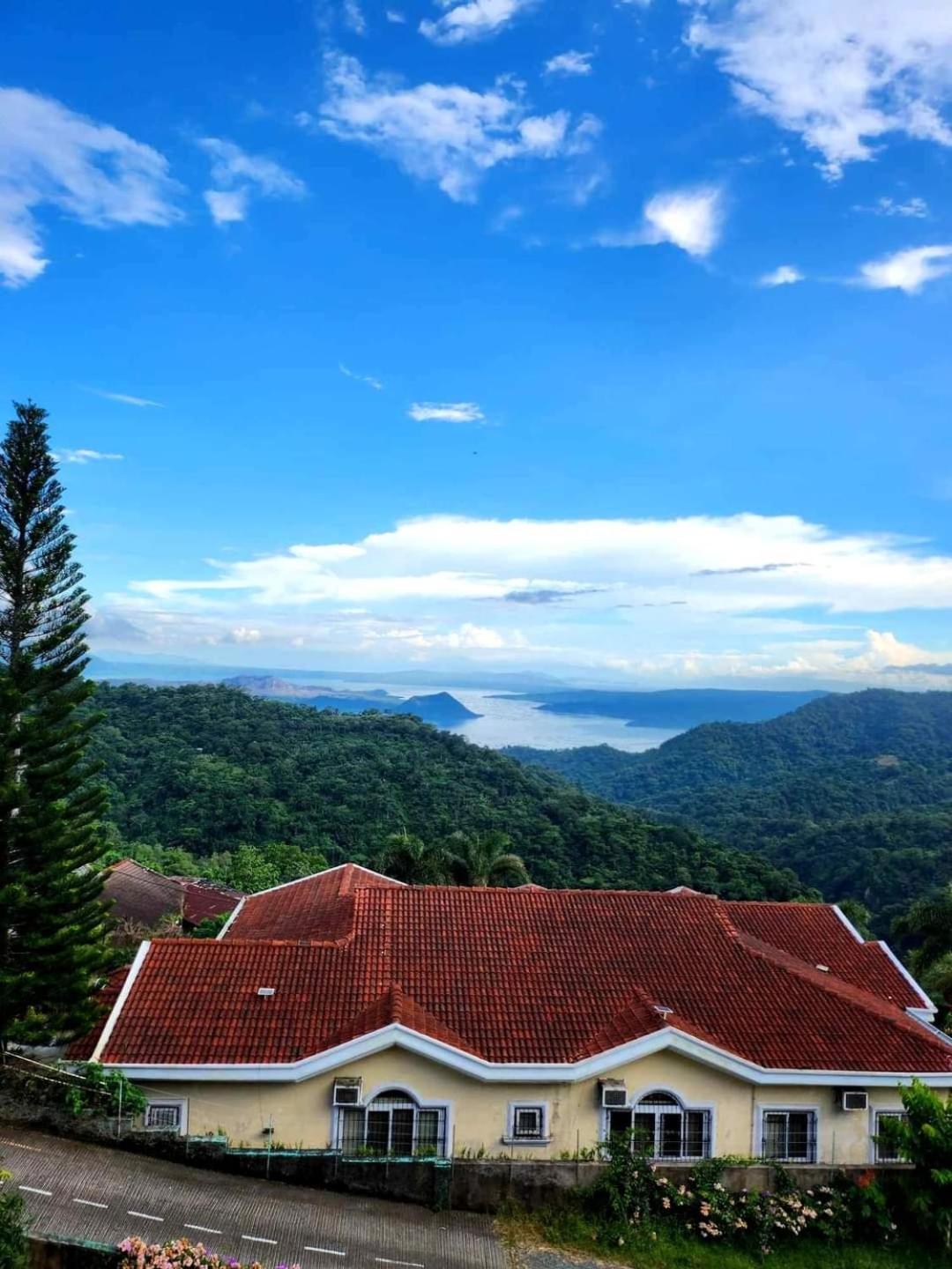 Sang Yoo Mountain View Tagaytay Bed And Breakfast - Taal Lake View タガイタイ エクステリア 写真