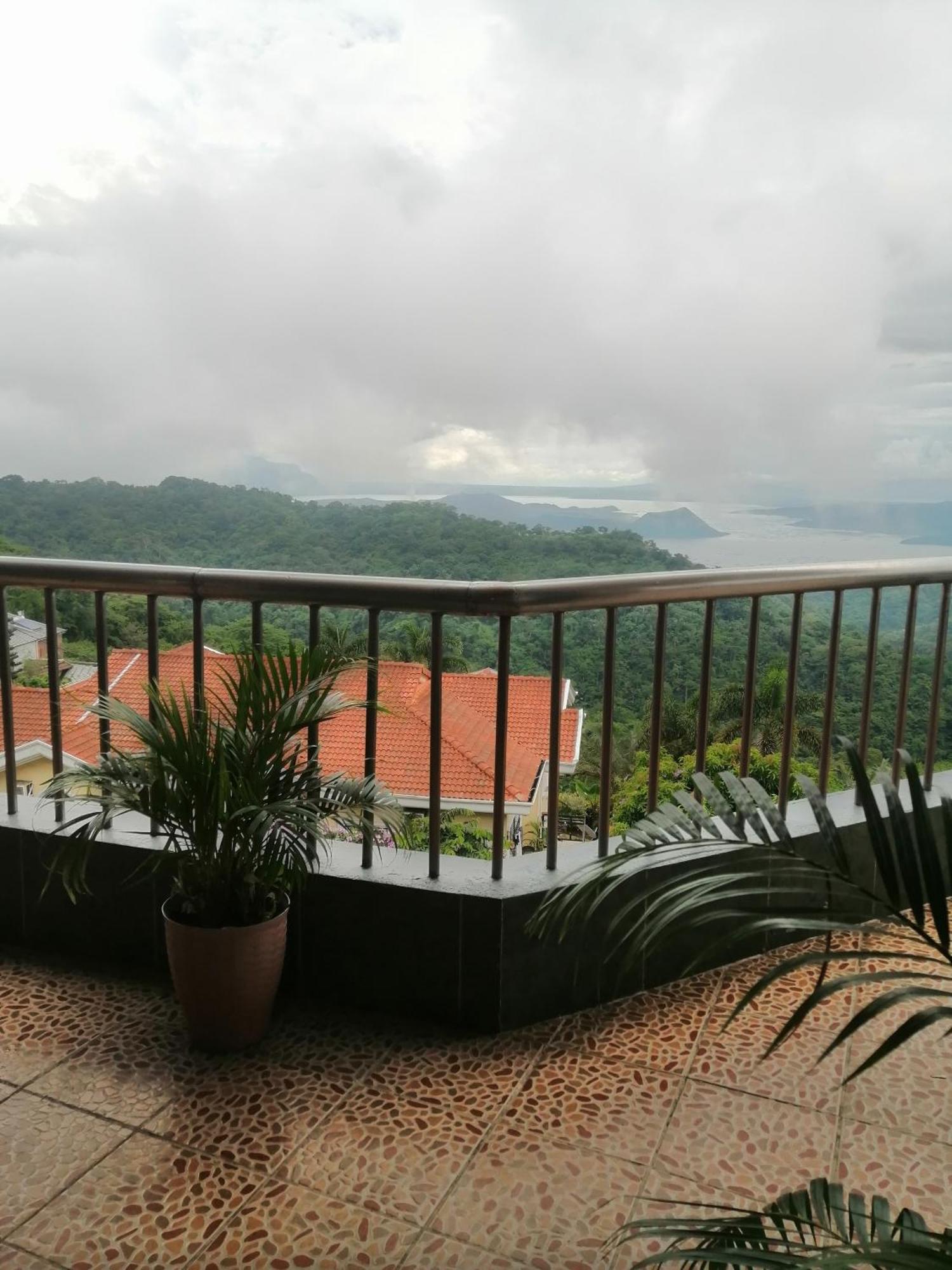 Sang Yoo Mountain View Tagaytay Bed And Breakfast - Taal Lake View タガイタイ エクステリア 写真