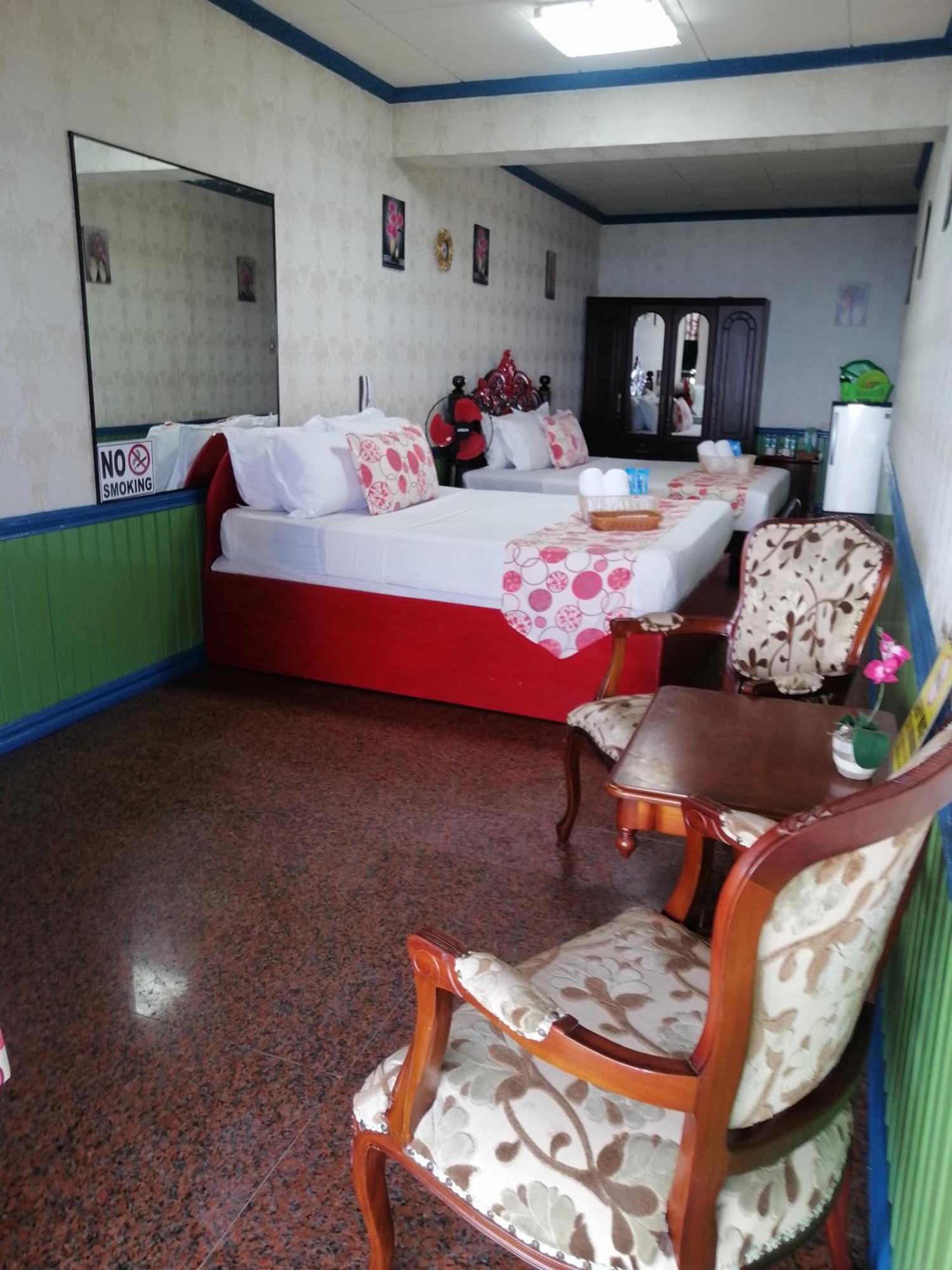 Sang Yoo Mountain View Tagaytay Bed And Breakfast - Taal Lake View タガイタイ エクステリア 写真