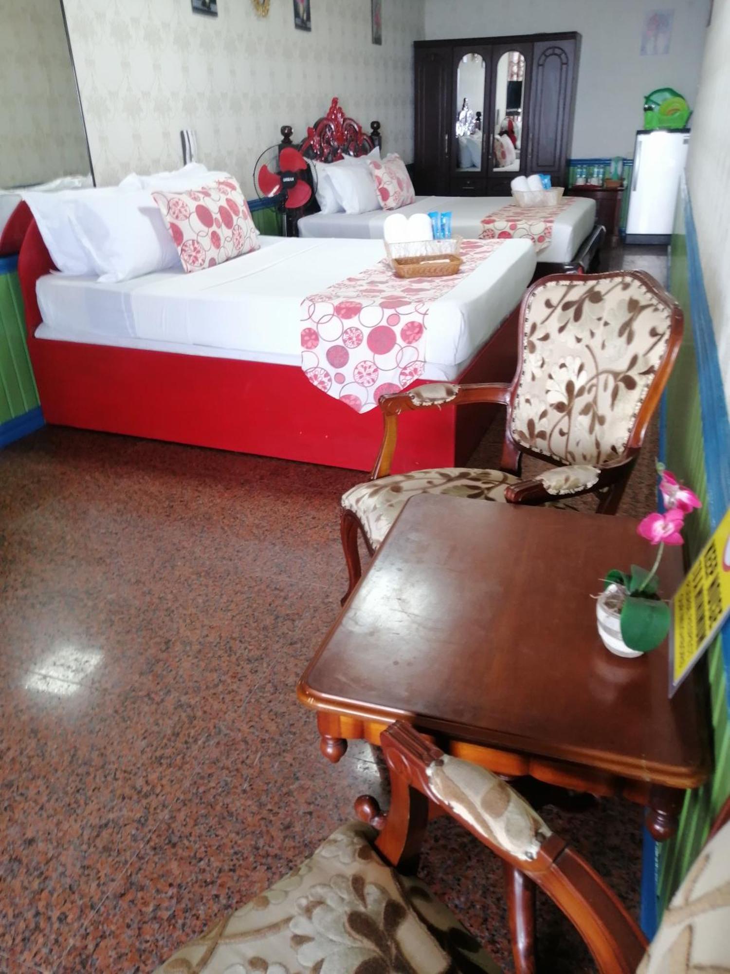 Sang Yoo Mountain View Tagaytay Bed And Breakfast - Taal Lake View タガイタイ エクステリア 写真