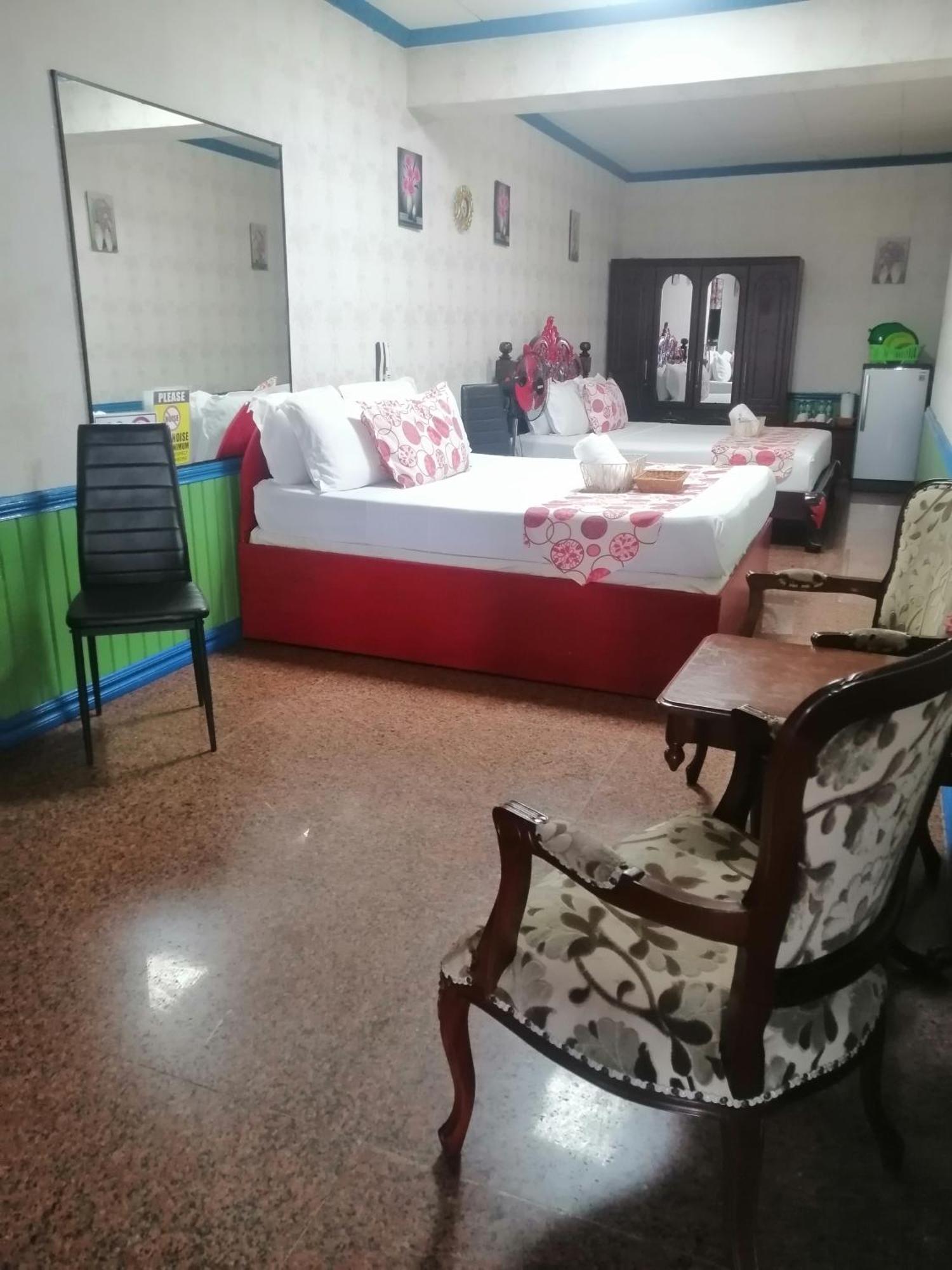 Sang Yoo Mountain View Tagaytay Bed And Breakfast - Taal Lake View タガイタイ エクステリア 写真